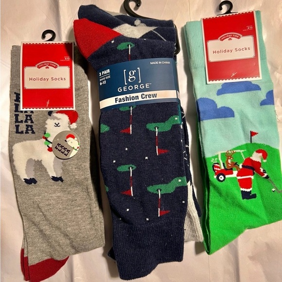 5 Pairs of NWT Adult Holiday Character Socks - Picture 1 of 6